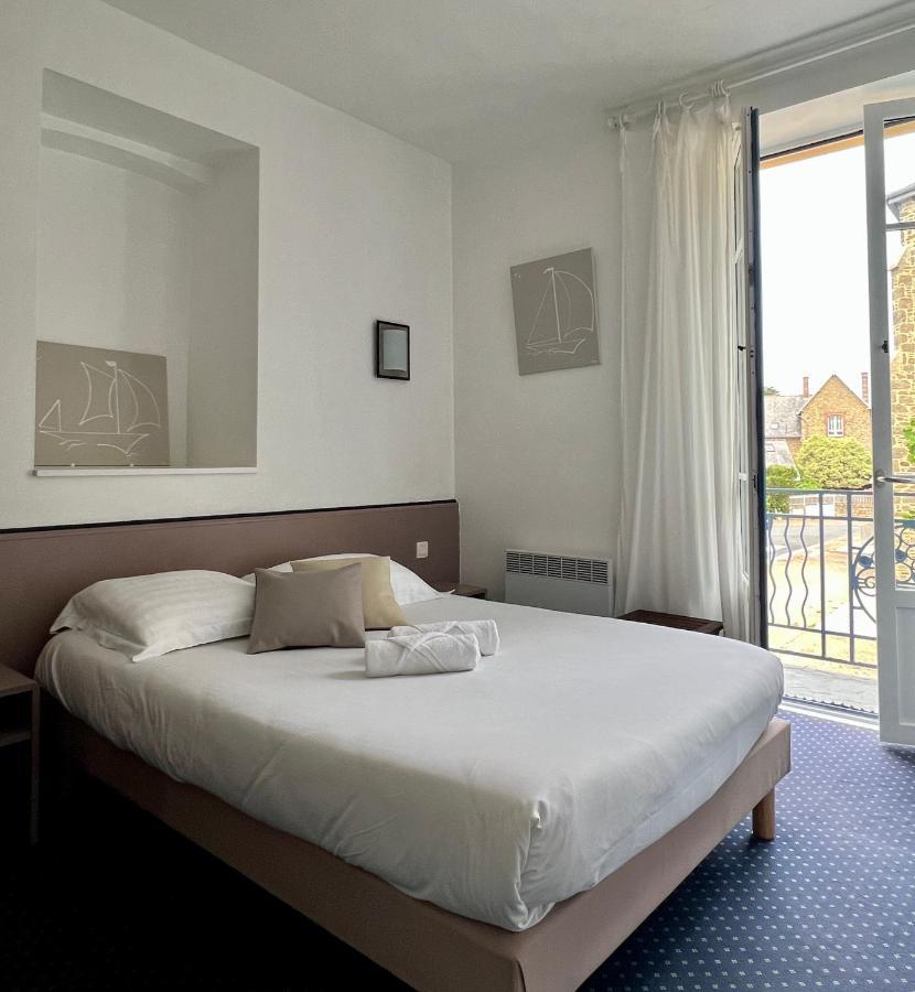 Hotel Kan Avel Saint-Lunaire Bagian luar foto